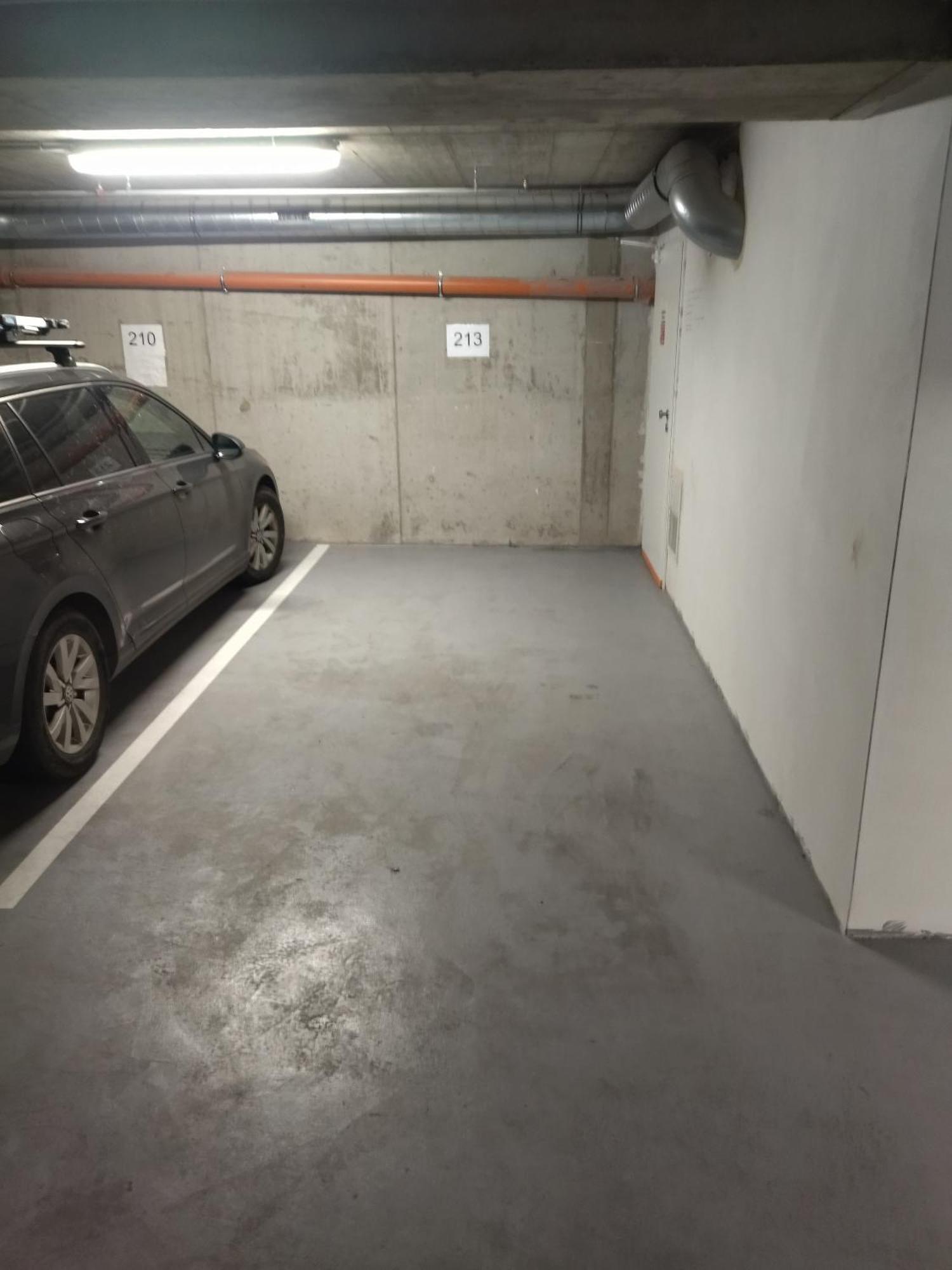 Brand New Studio Apartment #24 In Elite Residence With Free Secure Parking In The Center Прага Екстериор снимка
